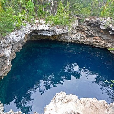 Sapphire Blue Hole